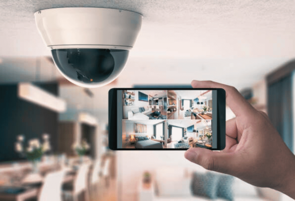 Segurança Residencial: Como Integrar Câmeras e Alarmes com Assistentes de Voz