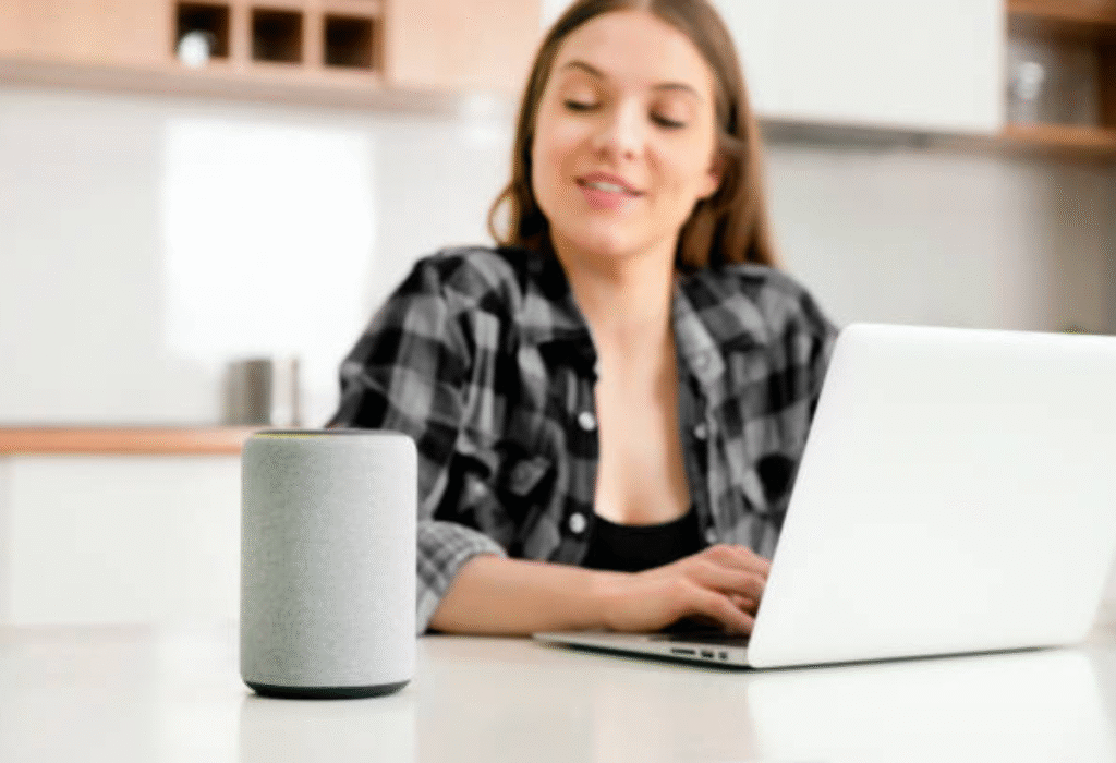 Assistentes Virtuais – Google Nest vs Amazon Echo: qual é o melhor para sua casa?